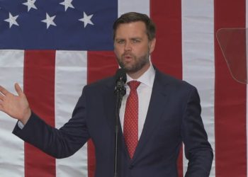 Kandidati republikan paralajmëron emigrantët: Bëni gati valixhet