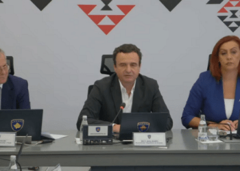 ‘Apel kundër zjarrvënieve’, kryeministri Kurti: Një zjarrfikës e humbëm në krye të detyrës