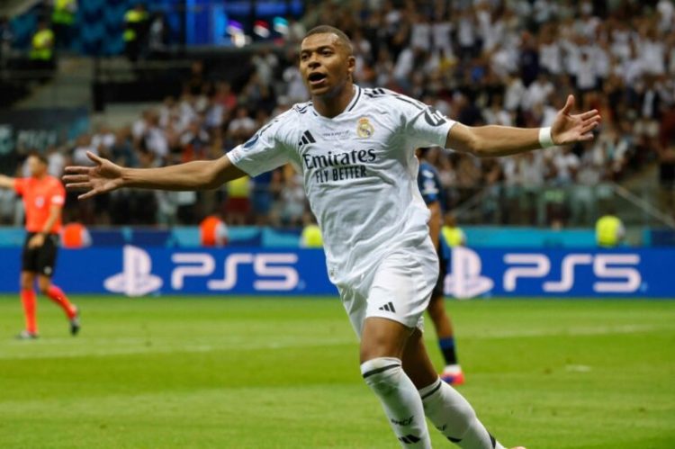 Real Madridi fiton Superkupën e Evropës