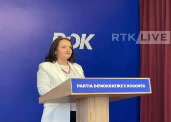 PDK: Qeveria po i lë nxënësit pa libra në fillim të vitit shkollor