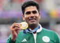 Fitoi medaljen e parë të artë për vendin, në Pakistan e presin si hero