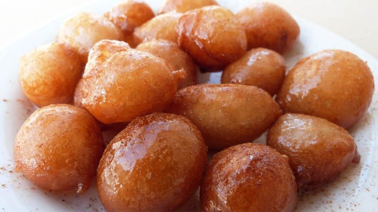 Petulla me sherbet, të shijshme e të veçanta