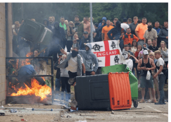 Trazirat në Britani, çfarë po e shkakton rritjen e dhunës së ekstremit të djathtë në Mbretërinë e Bashkuar?