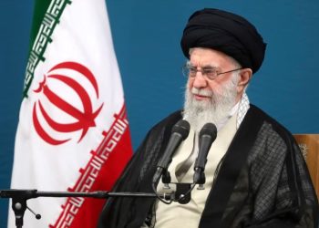 Udhëheqësi suprem i Iranit, i hapur ndaj negociatave me SHBA për programin bërthamor