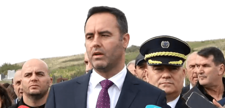Konjufca kujton heroin Bunjaku: Ra heroikisht në mbrojtje të sovranitetit dhe të paprekshmërisë territoriale