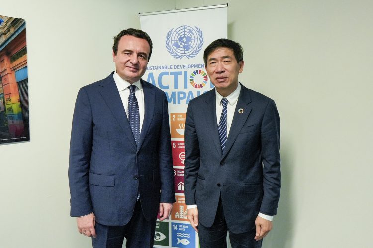 Kurti takohen me Nënsekretarin e UNDP-së, i tregon për projektet zhvillimore në veri