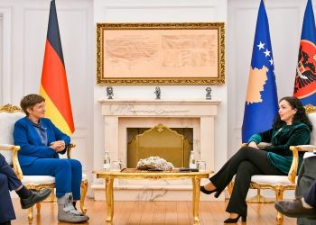 Osmani kërkon heqjen e masave të BE-së ndaj Kosovës