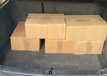 Dogana sekuestron 264 kilogramë mjaltë në magjistralen Gjilan-Prishtinë, dyshohet se ishte sjellur nga Serbia