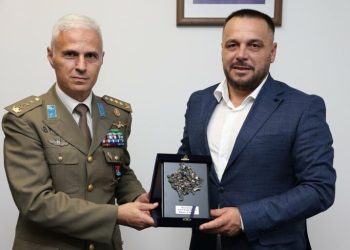 Maqedonci pret në takim lamtumirës atasheun e mbrojtjes së italisë në Kosovë, Kolonel Cristian Margheriti