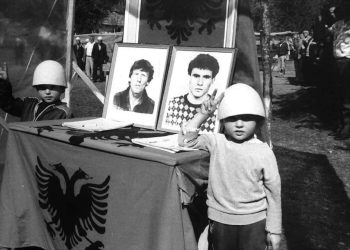 Kurti kutjon dëshmorët e Pollatës dhe Grabanicës që ranë heroikisht 34 vjet më herët
