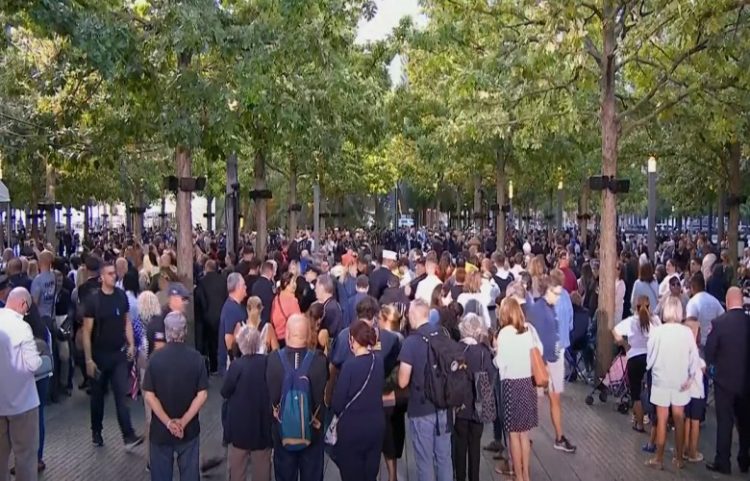 Nderohen mbi 2 mijë viktima të sulmeve të 11 shtatorit
