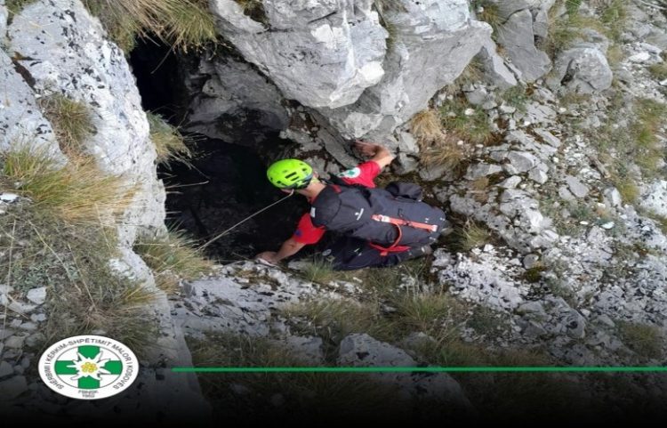 Zhdukja e një turisti, pezullohet përkohësisht kërkimi