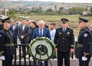 Sveçla: Serbia duhet t`i dorëzojë terroristët e sulmit në Banjë