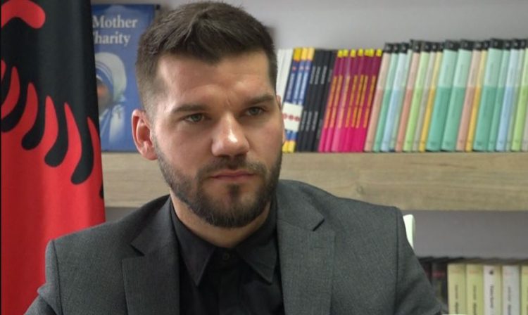 “S’ka familje shqiptare që nuk diskriminohet nga Serbia”, Lutfiu flet për protestën e luginasve (VIDEO)