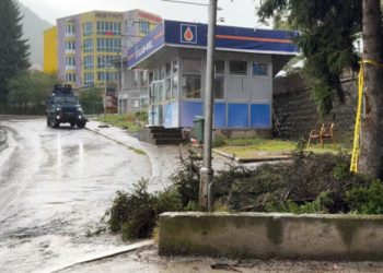 Detaje të reja nga shpërthimi në Zveçan, u dëmtua pompa e derivateve dhe disa lokale përreth