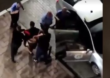 Bogdanoviq: Huliganët që sulmuan policinë u nxitën nga Petkoviç dhe Arsenijeviç për të shkaktuar trazira