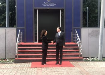 Kurti pret në takim kryetaren e Kuvendit të Shqipërisë, Elisa Spiropali