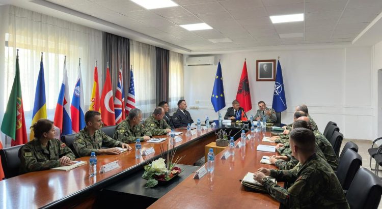 Përfaqësues të lartë të Gardës Kombëtare të FSK-së për vizitë në Shqipëri