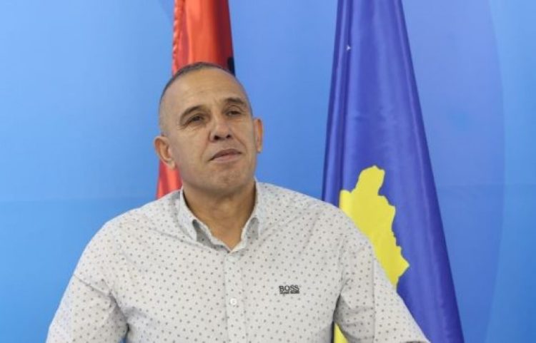 Kërcënohet me jetë Izmi Zeqiri, kryetar i Zubin Potokut