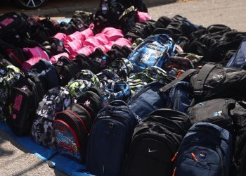 Në Gjilan 250 fëmijë me asistencë sociale pajisen me materiale shkollore