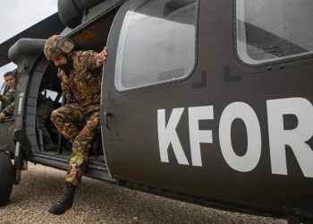 KFOR kryen stërvitje ushtarake për procedurat e sigurisë së helikopterit