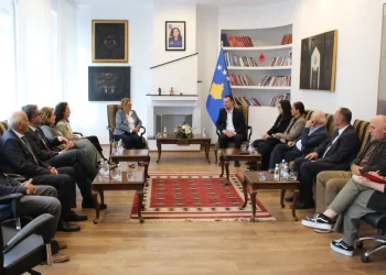 Ministri Çeku emëron Këshillin e ri të Librit