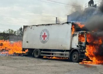 Vr*iten tre punonjës të Kryqit të Kuq në Ukrainë