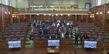 Dështon vazhdimi i seancës në Kuvend, shkak mungesa e kuorumit