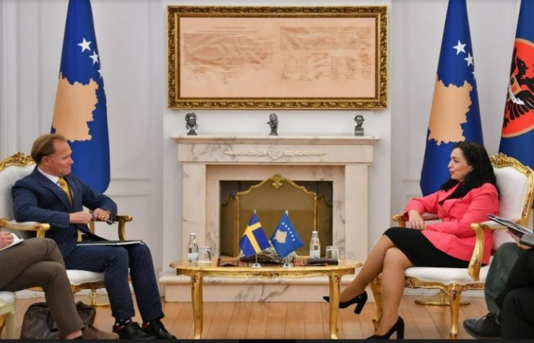 Presidentja Osmani takon ambasadorin e Suedisë, diskutojnë për integrimin euroatlantik