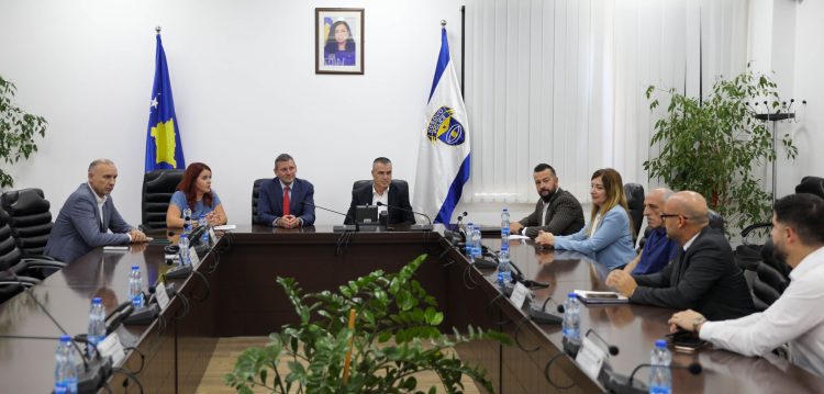 UNDP e pajis policinë me mjete të specializuara për zbulimin dhe konfiskimin armëve ilegale