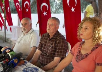 Babai i aktivistes së v*rarë turko-amerikane kërkon drejtësi nga SHBA-ja