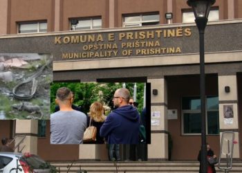 Pamje të tmerrshme afër vendit ku po mbahet mësimi gjithëditor në Prishtinë, prindërit të alarmuar