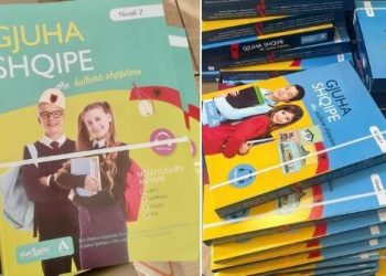 Kryeministri Rama: Nxënësit e mësuesit në diasporë kanë në duar librat ‘Gjuha shqipe dhe Kultura shqiptare’