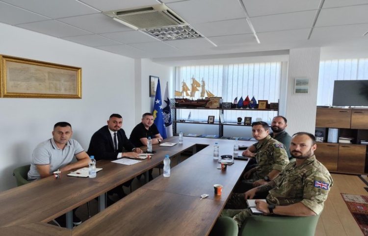 Task forca britanike e KFOR-it viziton Shërbimin Korrektues të Kosovës