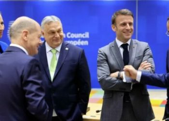 Bie pëlqyeshmëria për liderët e Evropës, Scholz udhëheq listën, por ai nuk është i vetëm