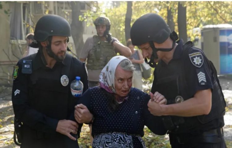 Të paktën 15 të p*lagosur nga sulmet e Rusisë në Harkiv