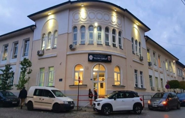 Drejtoria e Arsimit sqarohet rreth termeve ‘Prindi 1 dhe Prindi 2’