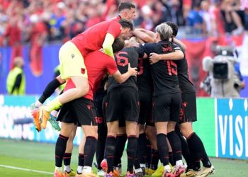 Formacioni-Shqipëria mbërrin në Pragë, Silvinjo luan si me kroatët… pa dy titullarë