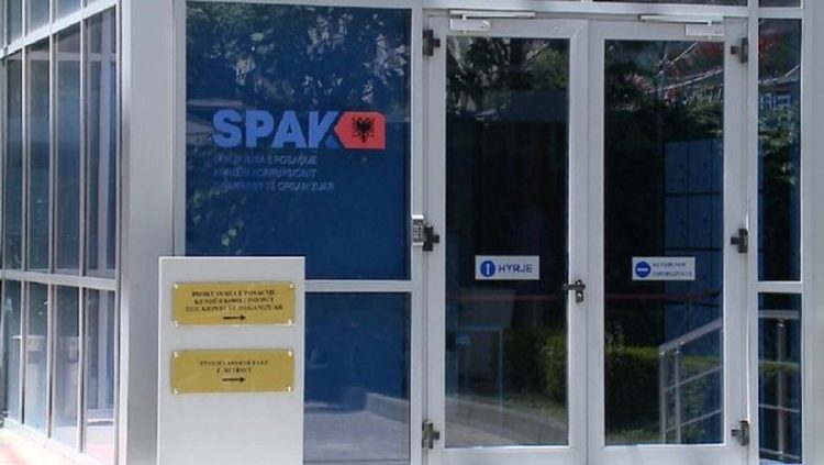 I akuzuar për trafik droge dhe grup të strukturuar kriminal, dënohet me 8 vjet burg ish-truproja i Sajmir Tahirit