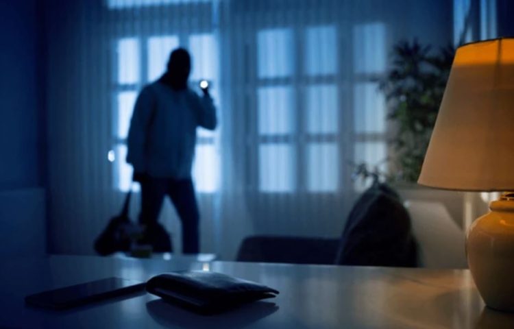 Plaçkitet një banesë në Prishtinë