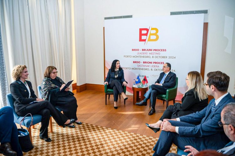 Presidentët Osmani e Begaj takohen, koordinojnë qëndrimet e dy shteteve