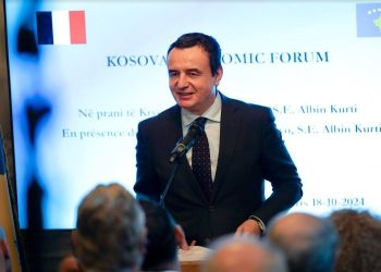 Kurti në Paris, fton kompanitë franceze që të investojnë në Kosovë