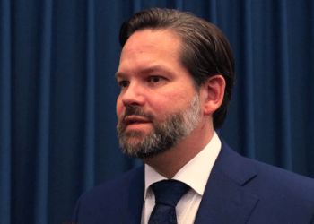 Eurodeputeti austriak: BE të caktojë njerëz të denjë dhe të paanshëm në proces të dialogut