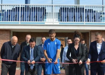 Kastrati dhe Osmani përuruan tribunat e reja dhe zhveshtoret
