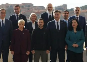 Deklarata e Dubrovnikut për luftën në Ukrainë, municionet në Ballkan dhe “zhurma” që bëri Aleksandar Vuçiq