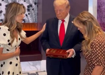 Prezantuesja shqiptare lutet për Donald Trump (Video)