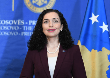 Osmani në Uashington foli për rrugëtimin e Kosovës – theksoi rëndësinë e mosdorëzimit në rrugën drejt lirisë