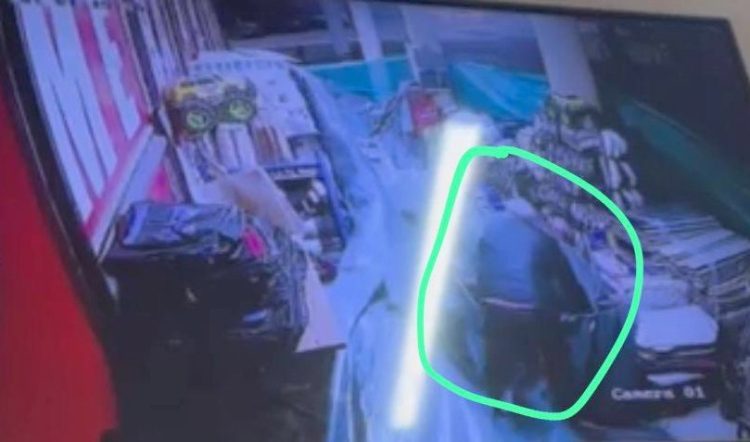 Policia thotë se serbi i ndaluar mbrëmë në veri kishte dëmtuar pronën private të një biznesi