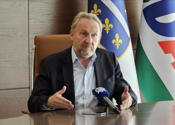 ‘I admiruar e respektuar nga Lindja e Perëndimi’ Bakir Izetbegoviq: E gjithë jeta e Alijas është mesazh, ai besonte se familja është vlera më e madhe