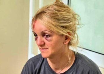 Bosnje, Rrëfimi i nënës heroinë, që u hodh nga kati i 3-të i shtëpisë dhe notoi 3 kilometra për të shpëtuar vajzën e saj